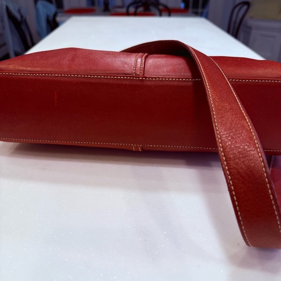 Coach VINTAGE Legacy Red Leather Crossbody Bag 9543 EUC Zip Close Adj Strap - Picture 8 of 16